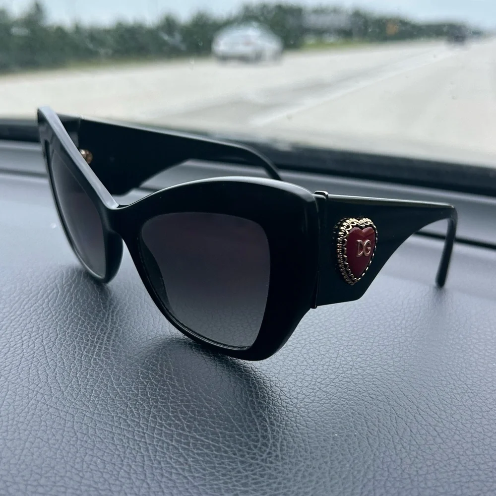 Dolce & Gabbana DG Heart Logo Cats Eye Sunglasses - Picture 2 of 10